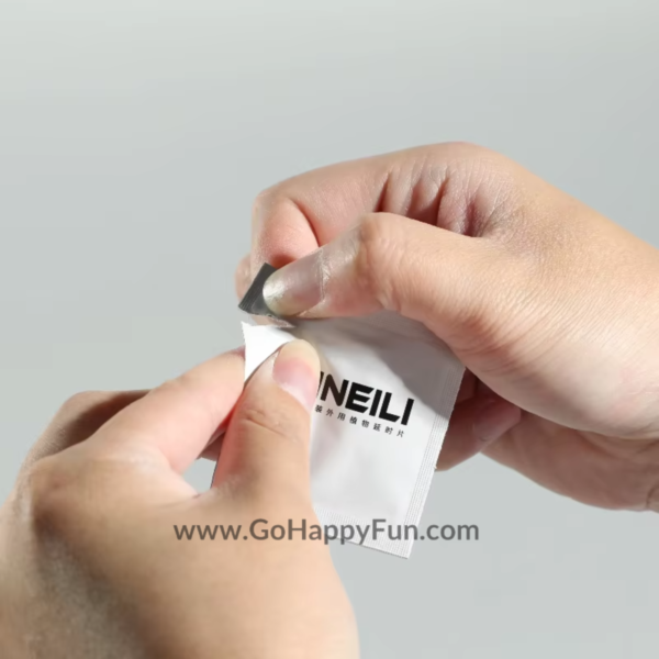 Tissue Magic Peineili Delay Tissue Basah Anti Ejakulasi Dini 1 Box Isi 12 Pcs - TSPEIN