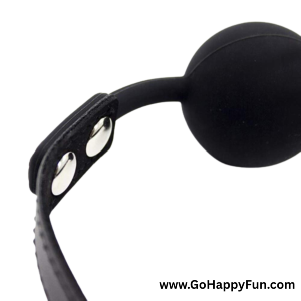 Aksesoris BDSM Penutup Mulut Ball Mouth Gag Silicone Hitam - IZHUMI